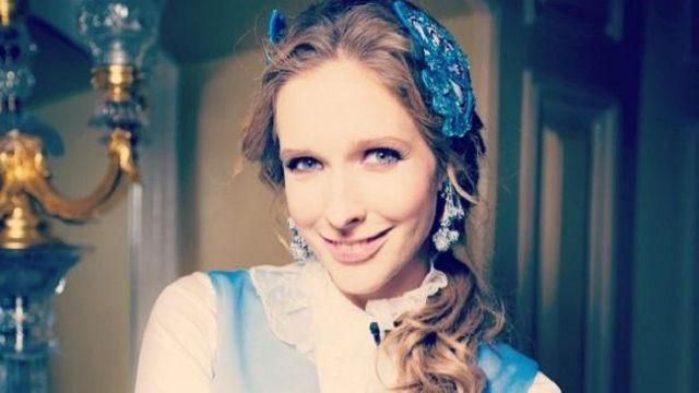 Не впізнати: Катя Осадча показала архівне фото