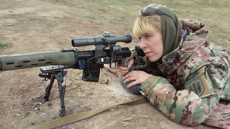 Варіантів два: або снайпер, або медик, – українська військова про стереотипи щодо жінок на фронті Варіантів два: або снайпер, або медик, – українська військова про стереотипи щодо жінок на фронті