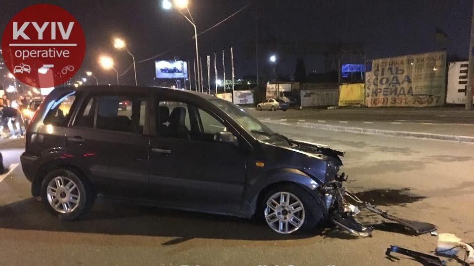 Пьяный полицейский спровоцировал массовую аварию в Киеве