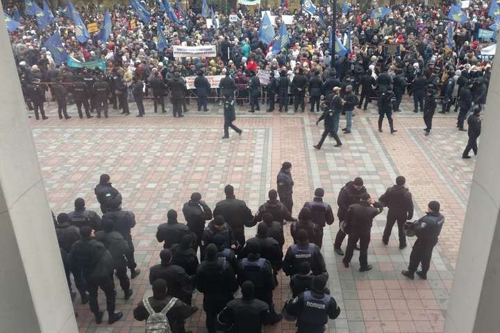 Влада обіцяла скасувати недоторканність ще три роки тому, – експерт Влада обіцяла скасувати недоторканність ще три роки тому, – експерт