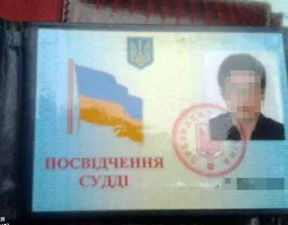 У Білій Церкві поліція зупинила авто, яким курувала п’яна суддя У Білій Церкві поліція зупинила авто, яким курувала п’яна суддя