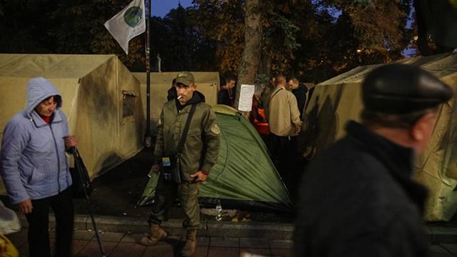 Митинг в Киеве: палаточный городок под Верховной Радой