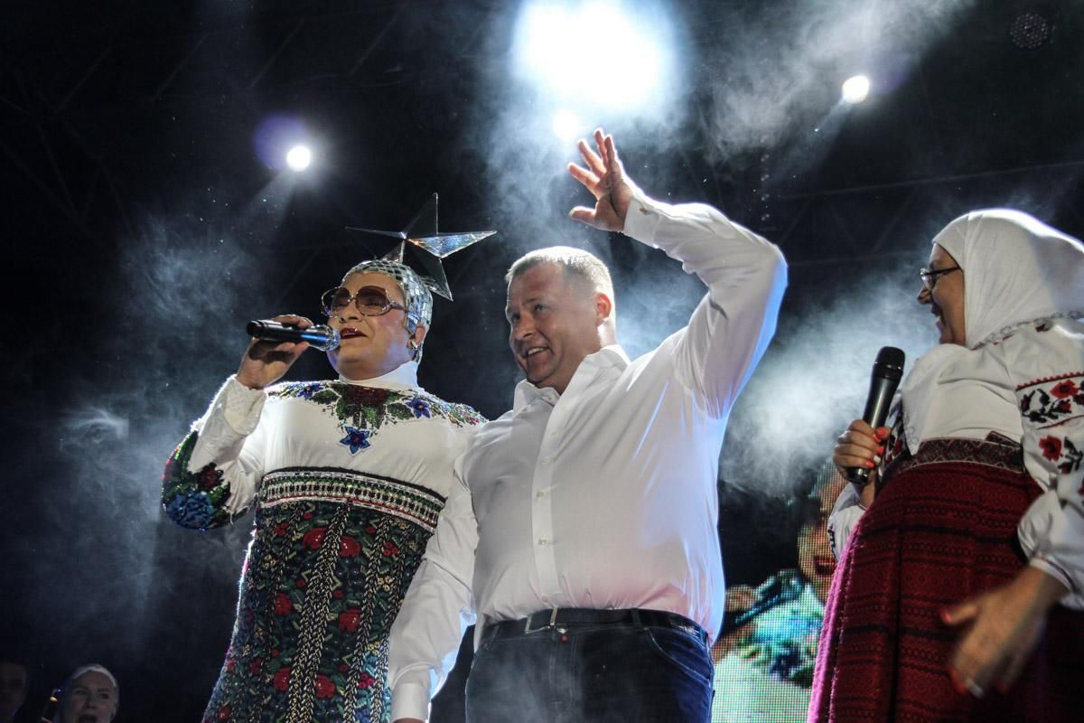 У Філатова витратили 11 мільйонів на свята та гуляння протягом місяця, – розслідування ЗМІ У Філатова витратили 11 мільйонів на свята та гуляння протягом місяця, – розслідування ЗМІ