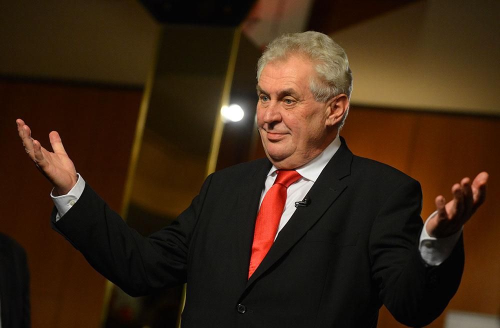 Чеські депутати закликали президента Земана вибачитись перед Україною  