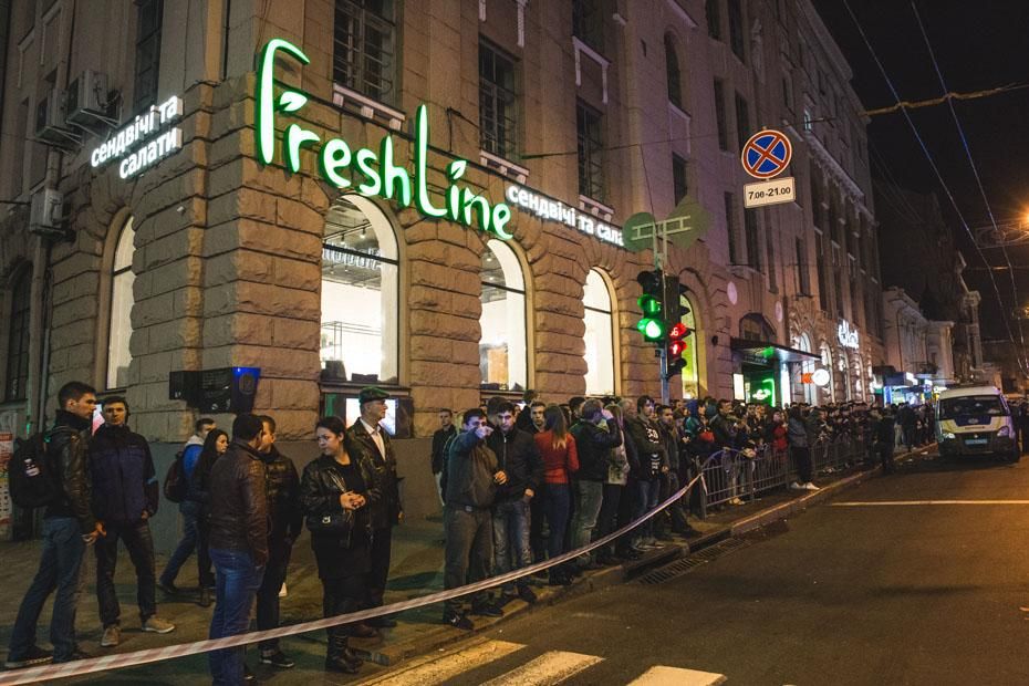 В сети появилось видео первых секунд после ДТП в Харькове В сети появилось видео первых секунд после ДТП в Харькове