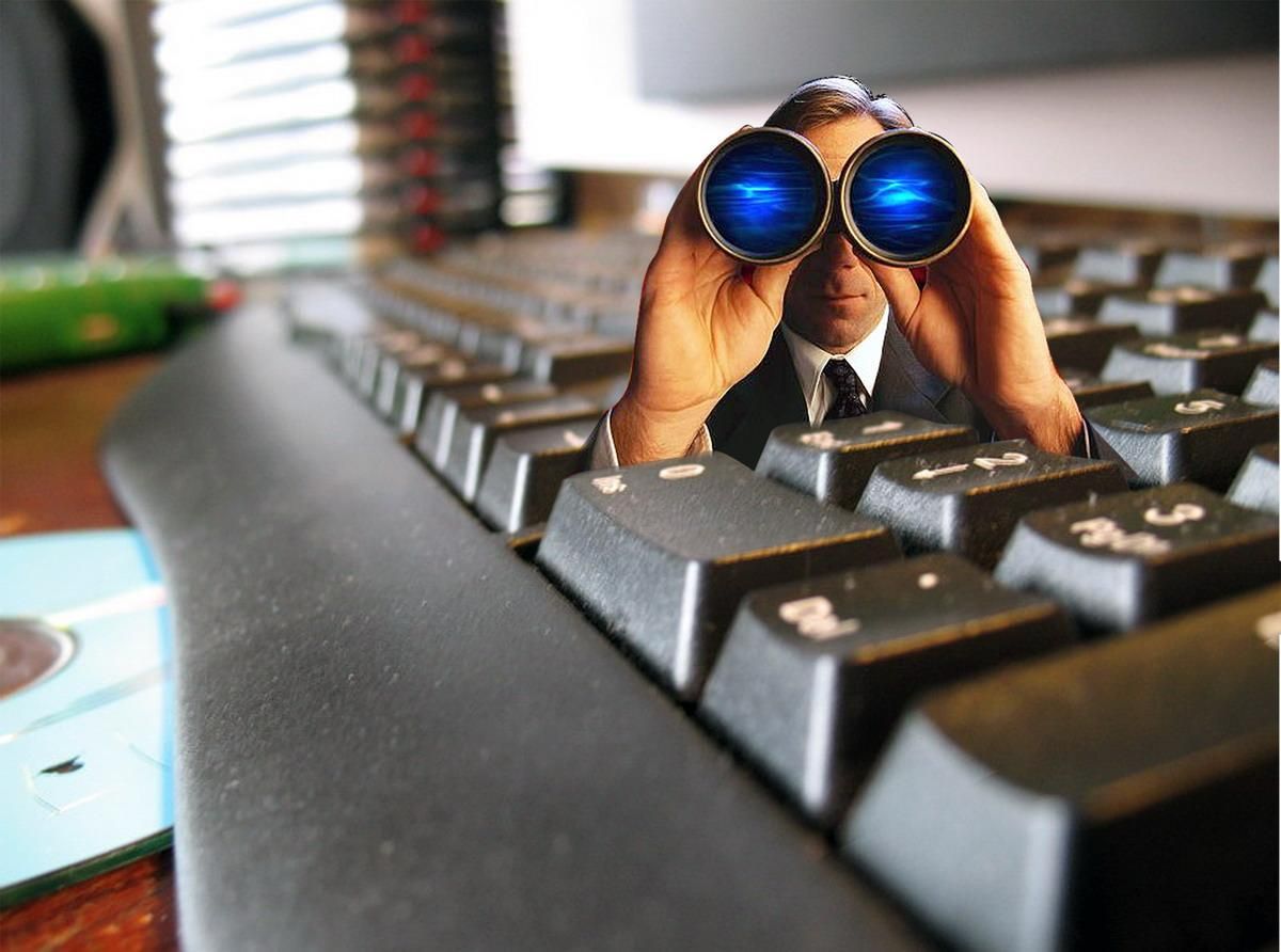 Спецслужби Британії викрито у незаконному шпигуванні за своїми громадянами в соцмережах Спецслужби Британії викрито у незаконному шпигуванні за своїми громадянами в соцмережах