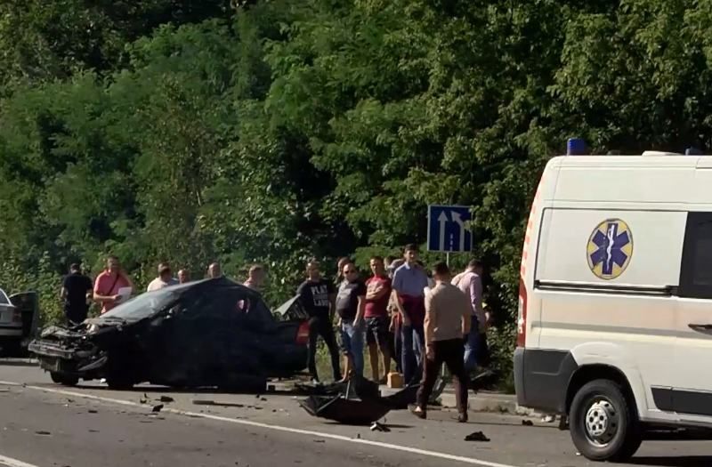 Найгучніші українські ДТП: як депутати, "мажори" та діти посадовців уникали відповідальності
Найгучніші українські ДТП: як депутати, "мажори" та діти посадовців уникали відповідальності