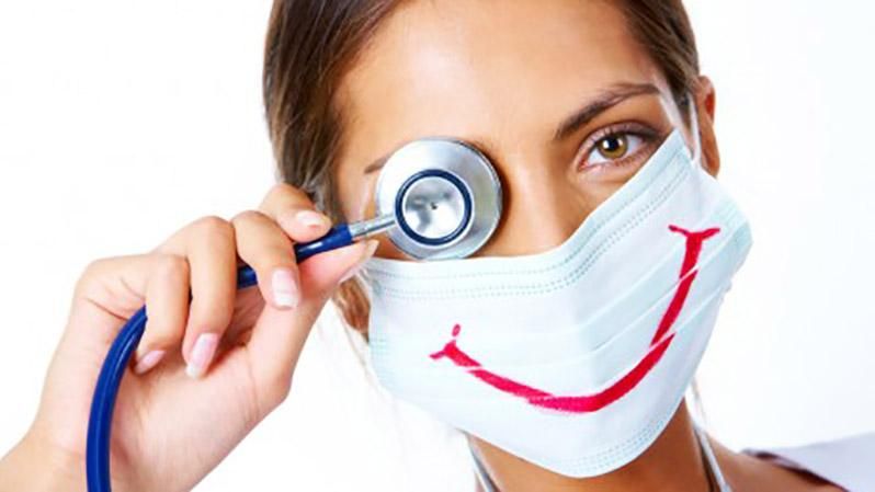 Для украинских врачей изменят условия принятия на работу в Польше Для украинских врачей изменят условия принятия на работу в Польше