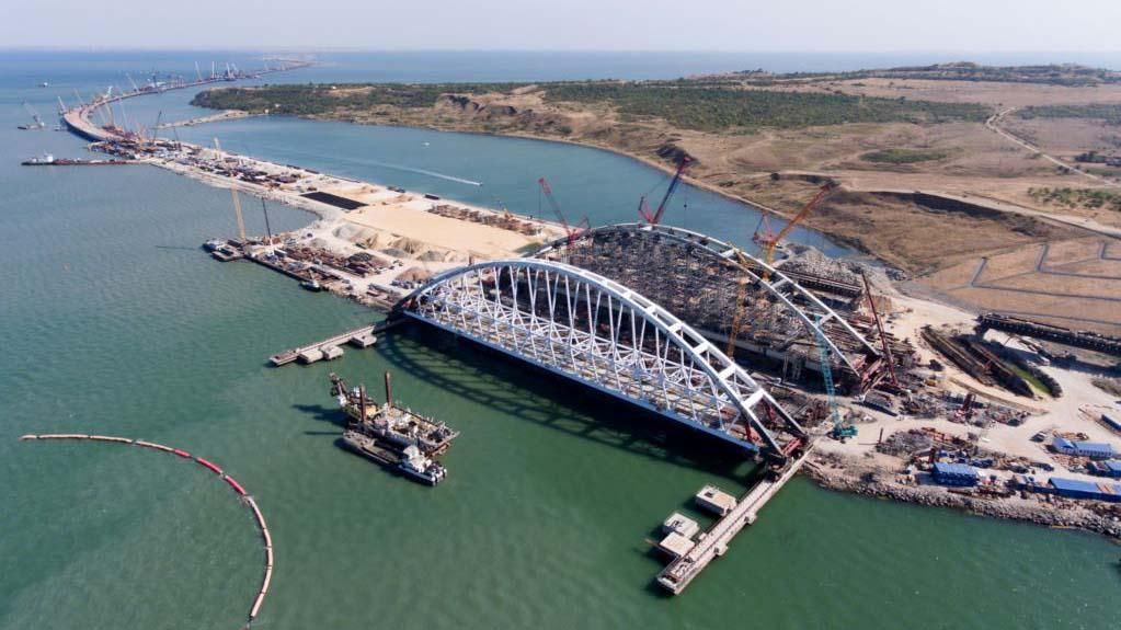 Керченський міст завалиться цієї зими, – російська активістка Керченський міст завалиться цієї зими, – російська активістка