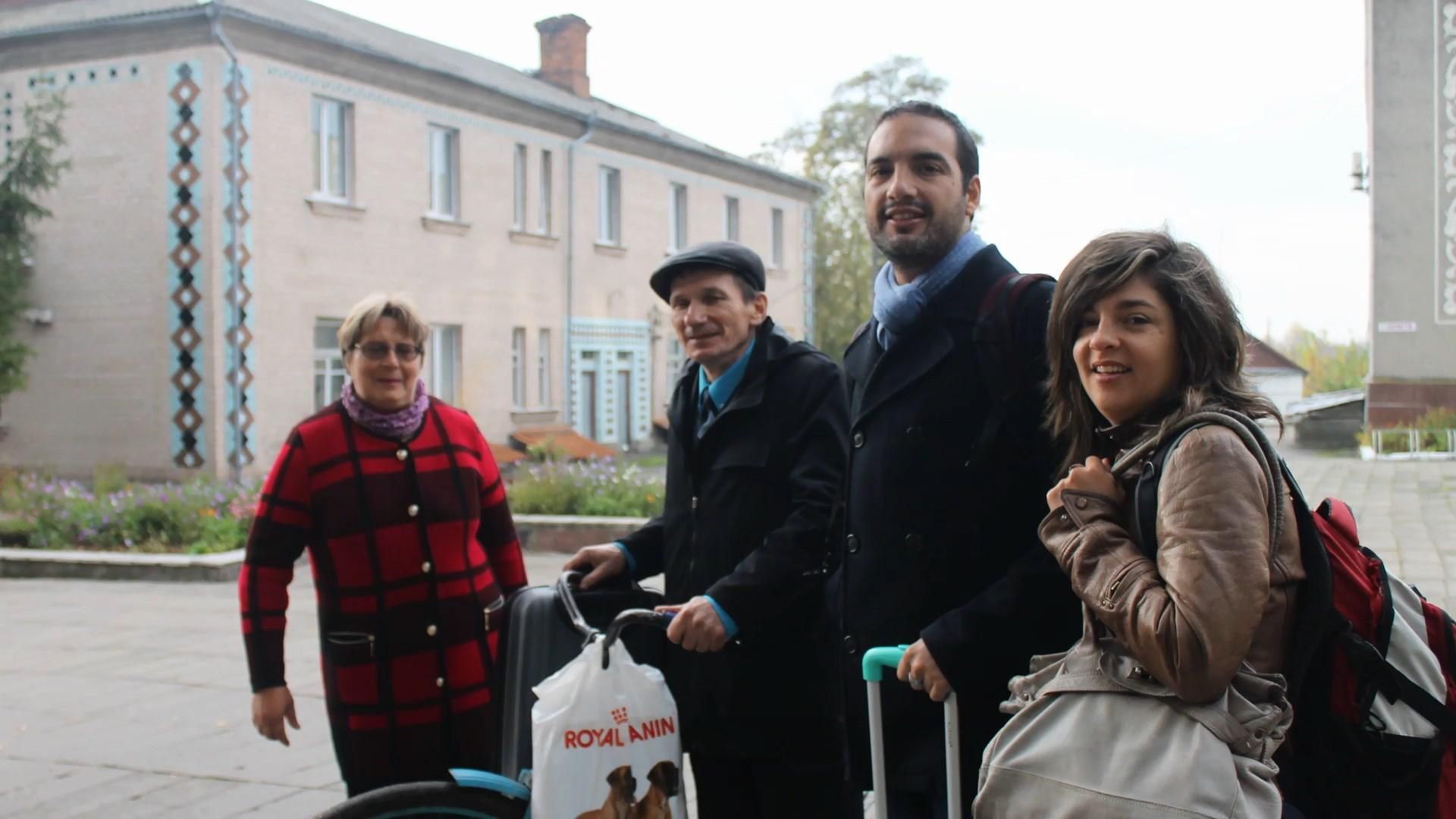 Супруги каталонцев приехали в Украину, чтобы осуществить мечту семьи