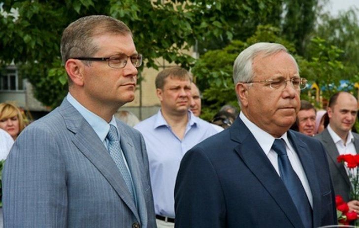 Мішок печаток скандальних фірм Вілкула&Ко знайшли у незвичайному місці Мішок печаток скандальних фірм Вілкула&Ко знайшли у незвичайному місці