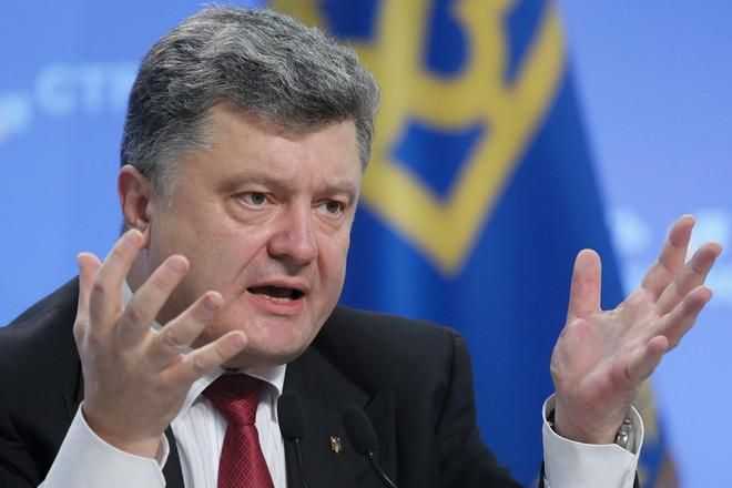 Порошенко пожаловался на "зрадофилов" в Украине Порошенко пожаловался на "зрадофилов" в Украине