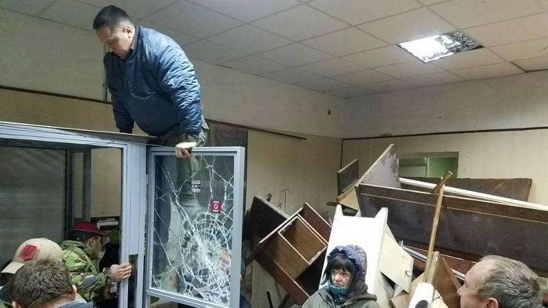 Суд над Кохановским: стало известно, во сколько оценили ущерб от погрома Суд над Кохановским: стало известно, во сколько оценили ущерб от погрома