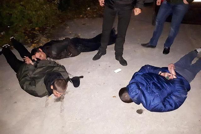 Полицейские обезвредили большую банду похитителей человека в Запорожье