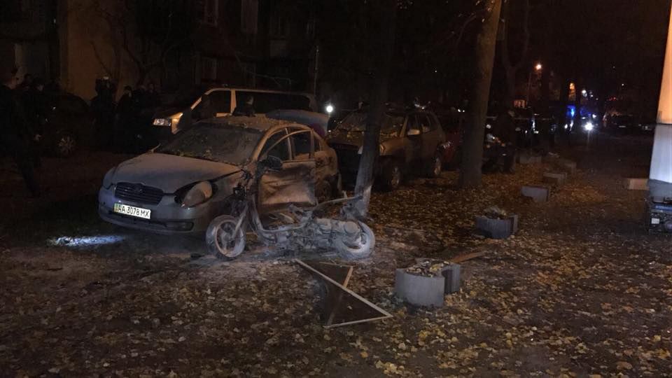 Покушение на Мосийчука: нардеп Дейдей обнародовал красноречивые фото с места происшествия