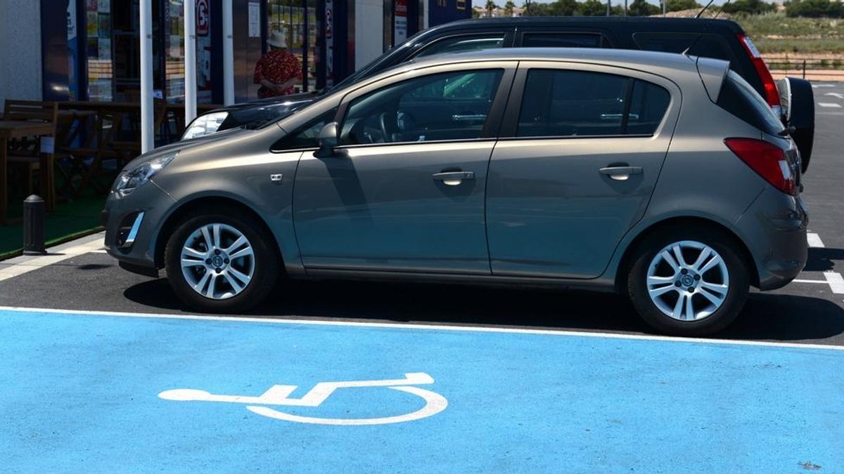 Штрафи за незаконне паркування на місцях для інвалідів зросли
