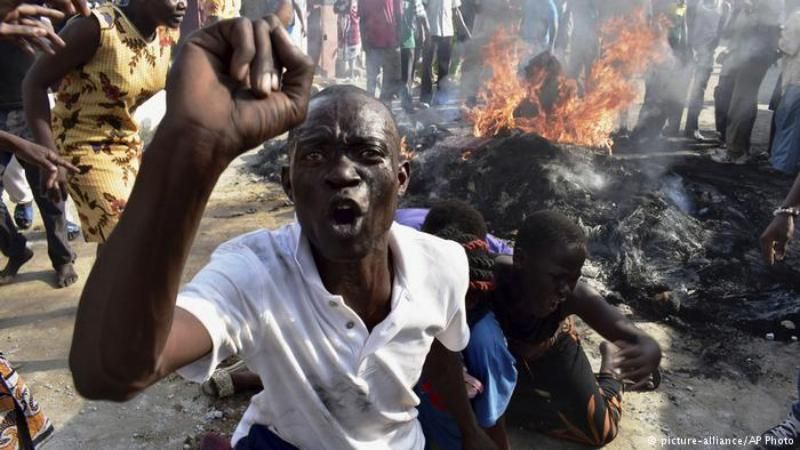 На президентских выборах в Кении застрелили трех оппозиционеров
На президентских выборах в Кении застрелили трех оппозиционеров