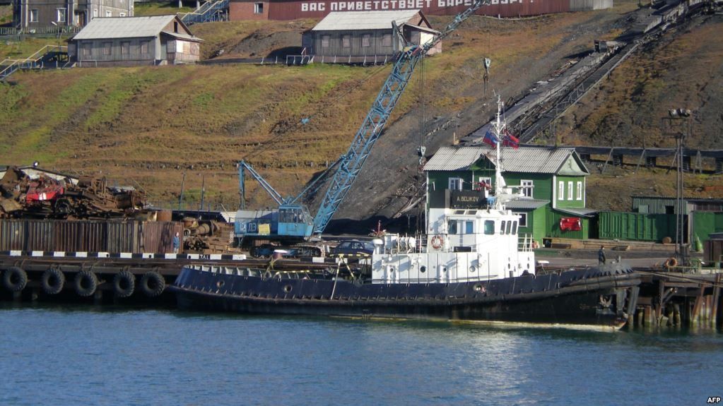 Ймовірні уламки російського літака знайшли в Арктиці Ймовірні уламки російського літака знайшли в Арктиці