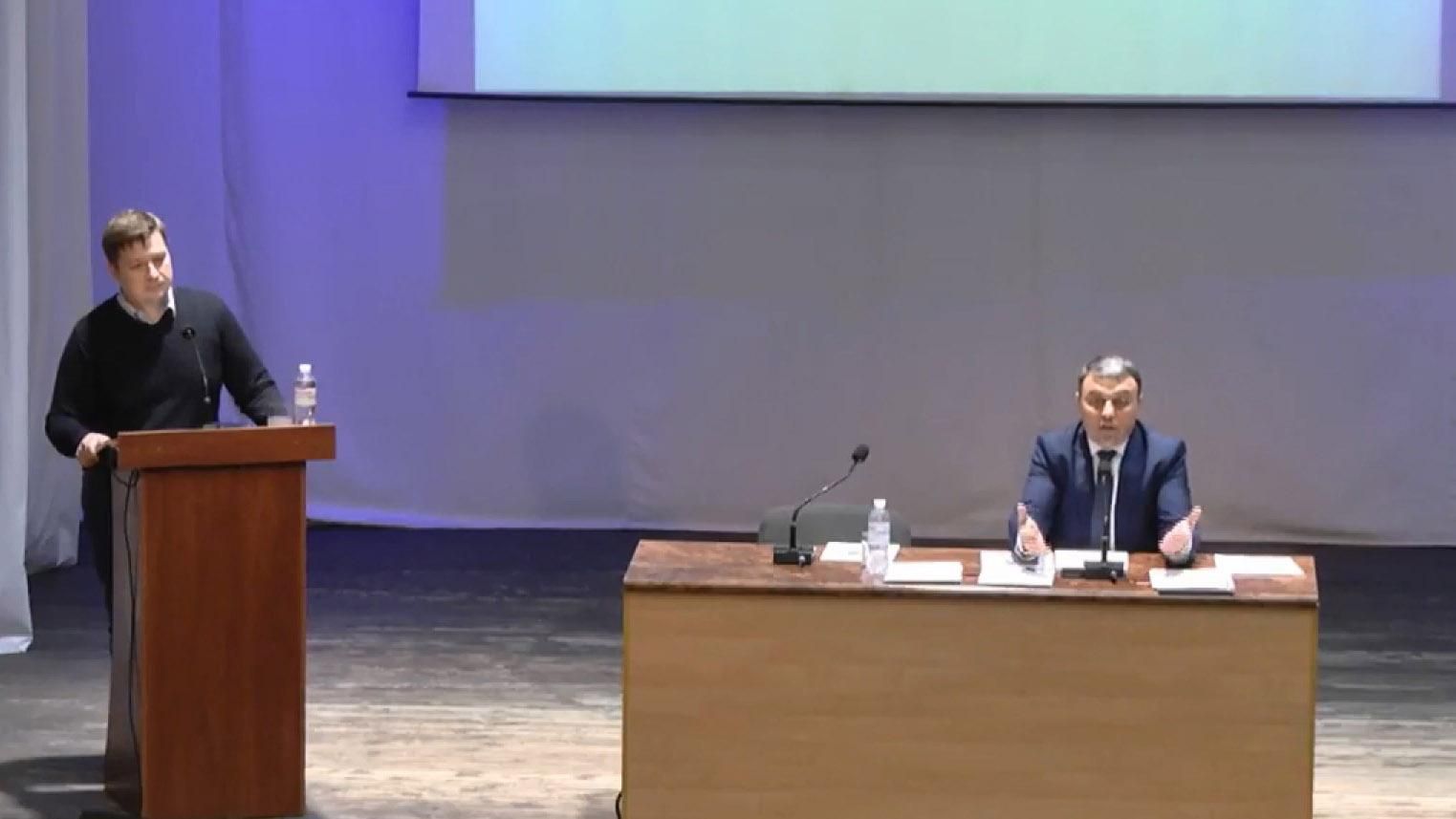 Міська рада Маріуполя чинить протиправні дії проти ветеранів АТО Міська рада Маріуполя чинить протиправні дії проти ветеранів АТО