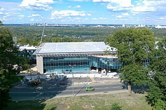 Прокуратура передала вертолетную площадку Януковича в управление госпредприятия Прокуратура передала вертолетную площадку Януковича в управление госпредприятия