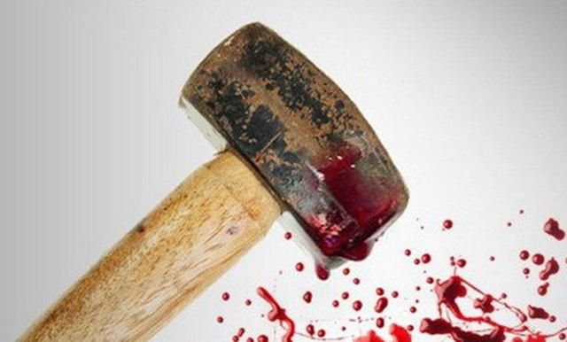 Нападавшую с молотком на бойца АТО задержали правоохранители Днепра Нападавшую с молотком на бойца АТО задержали правоохранители Днепра