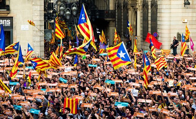 ЗМІ заговорили про загрозу виникнення "каталонського Майдану" ЗМІ заговорили про загрозу виникнення "каталонського Майдану"