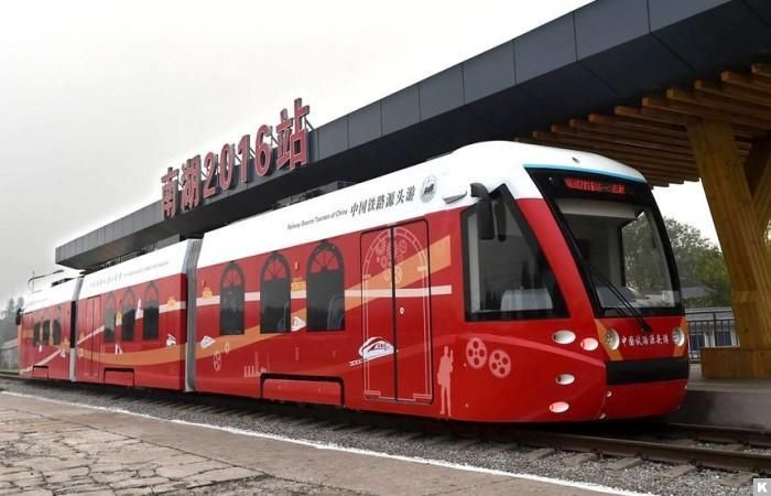 У Китаї запустили перший у світі водневий трамвай У Китаї запустили перший у світі водневий трамвай