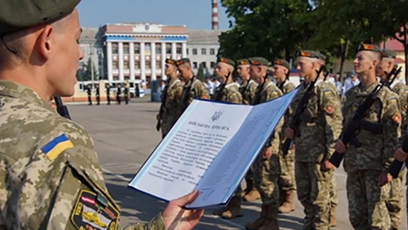 У Києві прямо з нічного клубу забрали юнаків, які ухилялися від призову