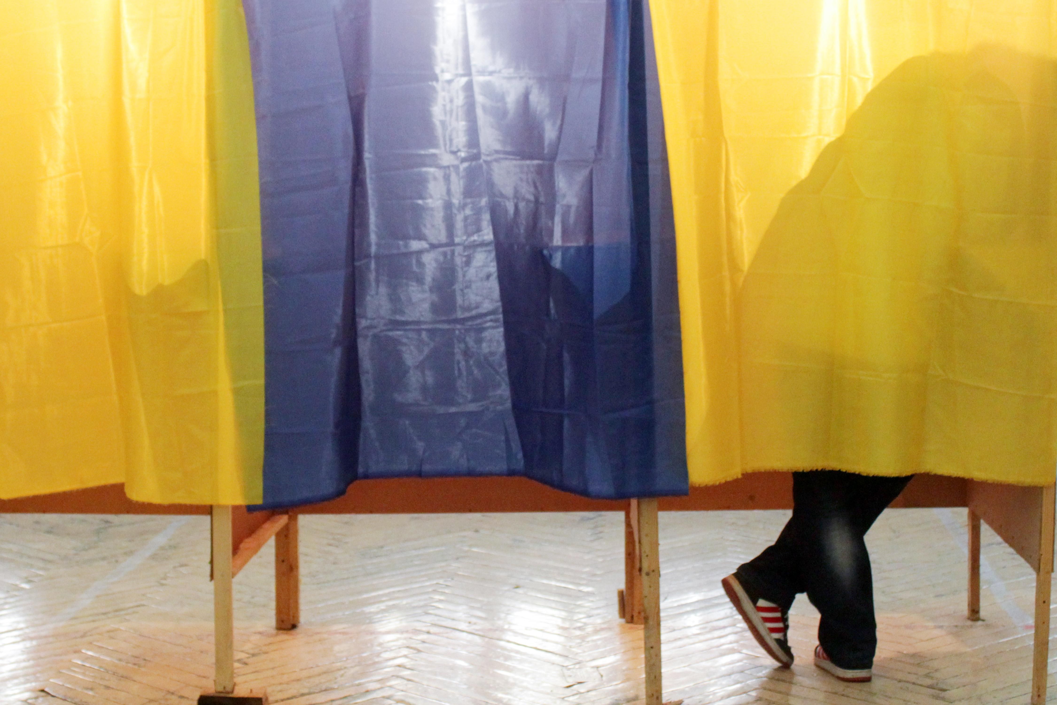 Нардеп указал на грубое нарушение во время выборов в территориальные общины