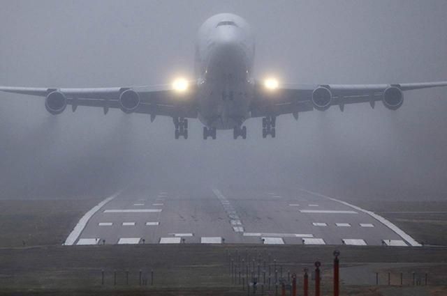 Из-за непогоды в Черновцах не смог сесть самолет: стало известно о дальнейшей судьбе авиасудна Из-за непогоды в Черновцах не смог сесть самолет: стало известно о дальнейшей судьбе авиасудна