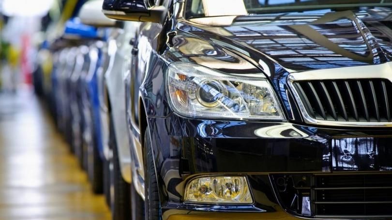 Українці різко розбагатіли: скільки новеньких авто уже встигли придбати Українці різко розбагатіли: скільки новеньких авто уже встигли придбати