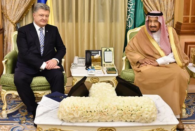 Порошенко зустрівся з королем Саудівської Аравії: про що домовилися сторони Порошенко зустрівся з королем Саудівської Аравії: про що домовилися сторони