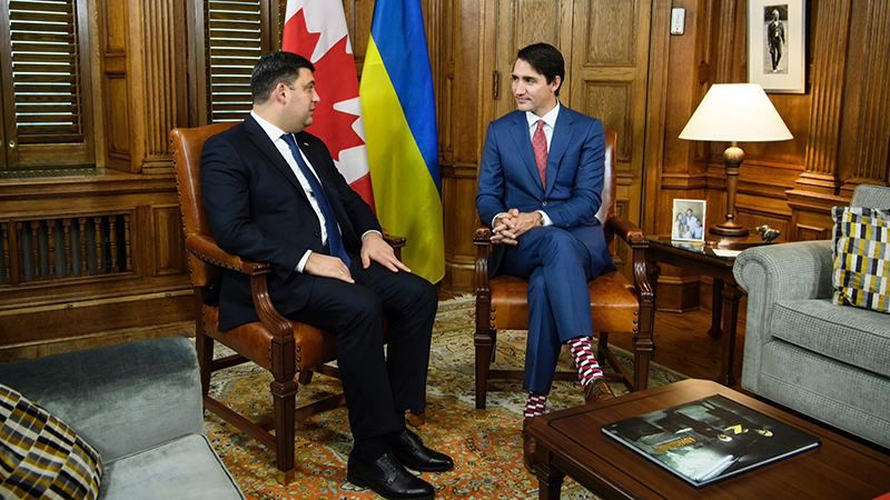 В коллекции носков Трюдо появились украинские изделия: фото В коллекции носков Трюдо появились украинские изделия: фото