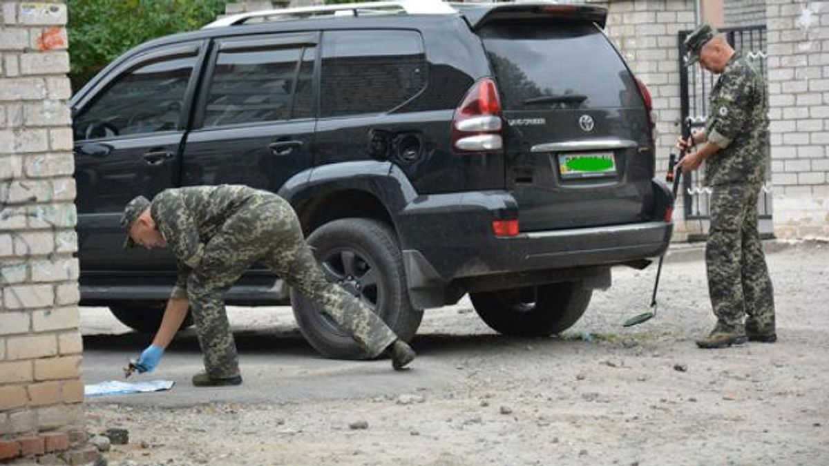 Сын совершил покушение на отца-депутата Сын совершил покушение на отца-депутата