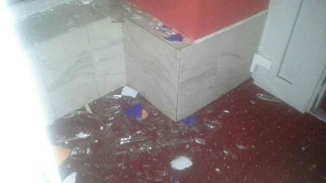 Стрілянина у Хмельницькому: поранено 5 осіб Стрілянина у Хмельницькому: поранено 5 осіб