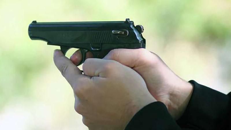 З'явилось відео з місця стрілянини в Хмельницькому З'явилось відео з місця стрілянини в Хмельницькому