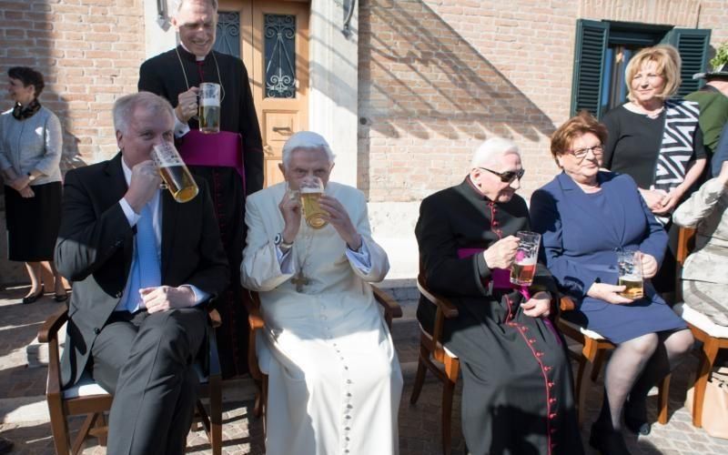 Американские пивовары выпустили специальное пиво в честь Папы Римского