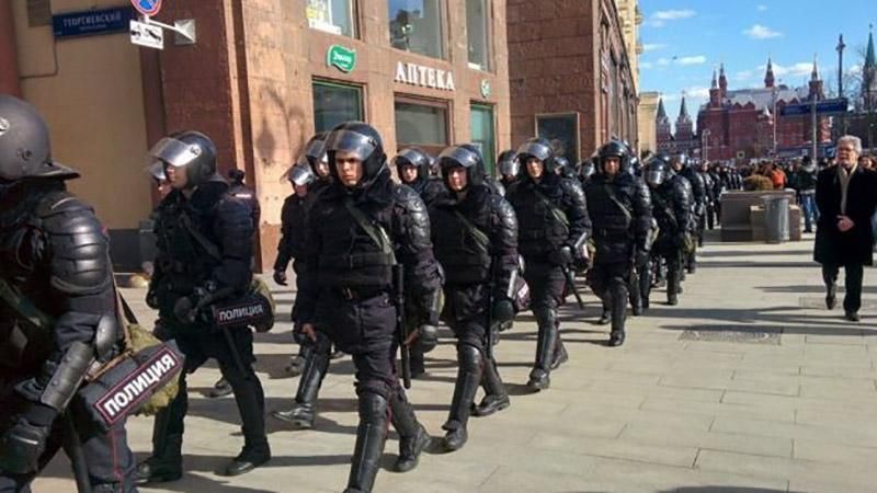 Людей затримували без причини, – російський журналіст про масові арешти в Москві