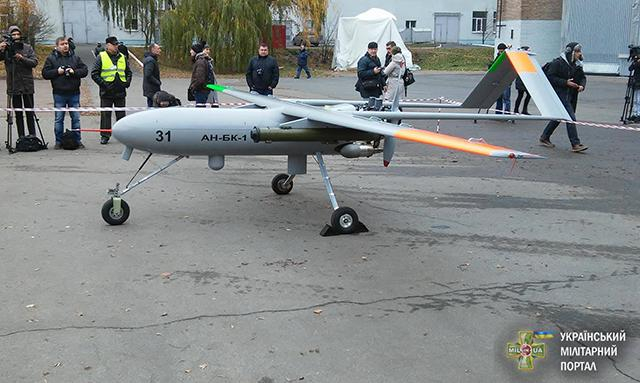 Новий український військовий безпілотник "Горлиця" випробували на Київщині
