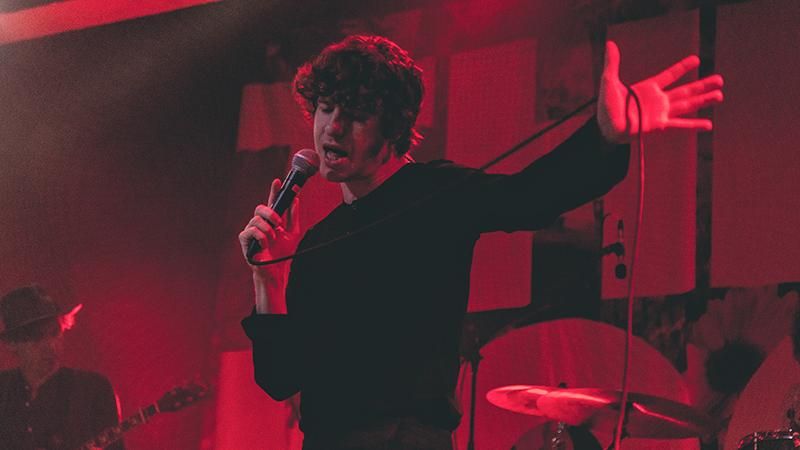 Лучи добра и света с туманного Альбиона: The Kooks сыграли концерт в Киеве