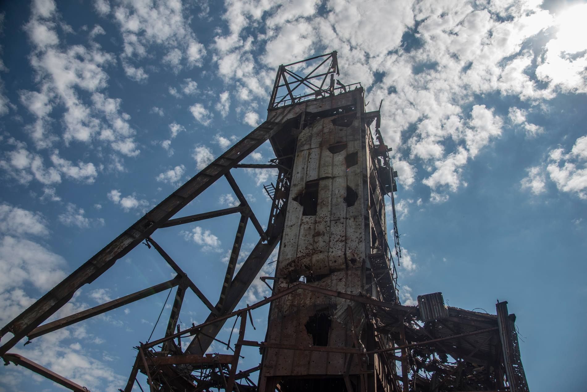 Возле шахты Бутовка погиб боец Возле шахты Бутовка погиб боец