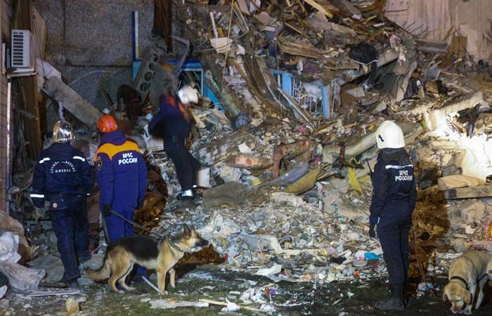 В российском Ижевске выросло количество жертв от обрушения здания