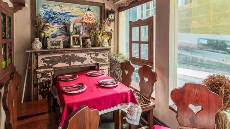 Украинка открыла первый отечественный ресторан в Гонконге: появилось видео Украинка открыла первый отечественный ресторан в Гонконге: появилось видео