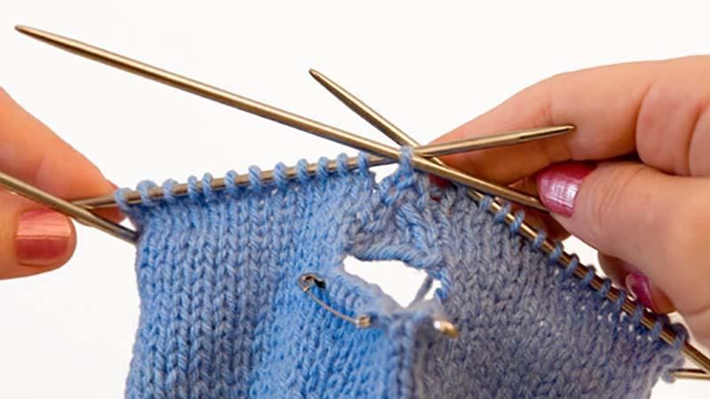 Украинка с инвалидностью разработала специальные перчатки для военных АТО: видео Украинка с инвалидностью разработала специальные перчатки для военных АТО: видео