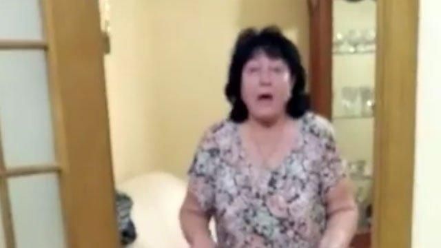 В сети распространили видео, как свекровь Корчак закрыла в квартире детектива НАБУ
