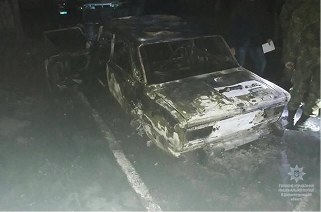 Невідомі вдарили з гранатомета по авто з поліцейськими на Дніпропетровщині