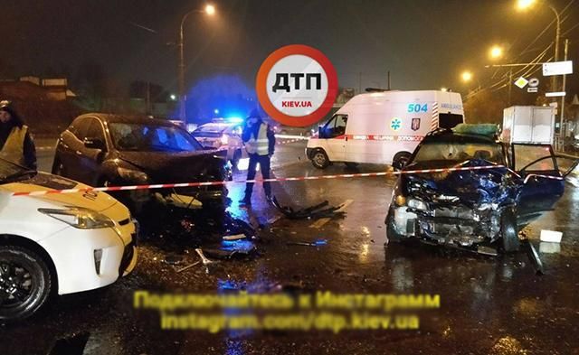 В Киеве произошла смертельная авария с участием авто начальника сервисного центра МВД