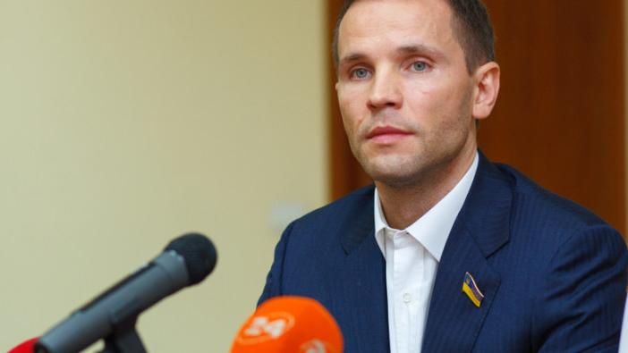 ГПУ вимагає чималу суму від нардепа Дерев'янка ГПУ вимагає чималу суму від нардепа Дерев'янка