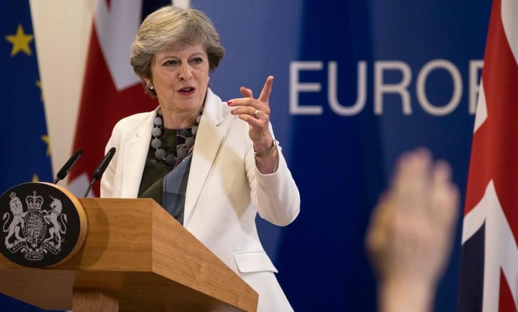 Мэй бурно дала отпор Путину Мэй бурно дала отпор Путину