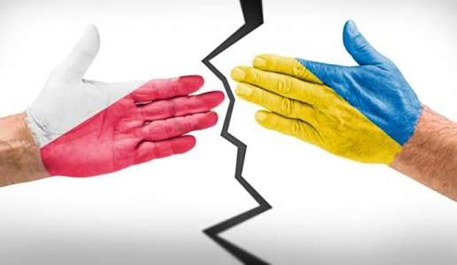 Кому из украинцев грозит запрет на въезд в Польшу: в МИД страны озвучили перечень